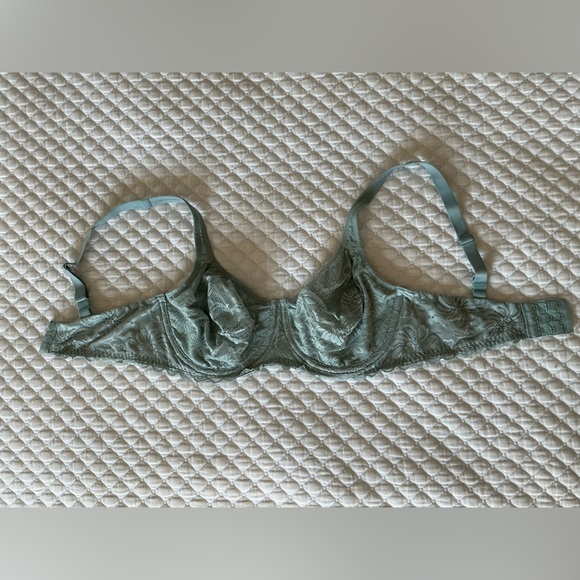 Wacoal 851334 Soft Sense Underwire Lace Bra in Soft Blue 34DD - Picture 8 of 16